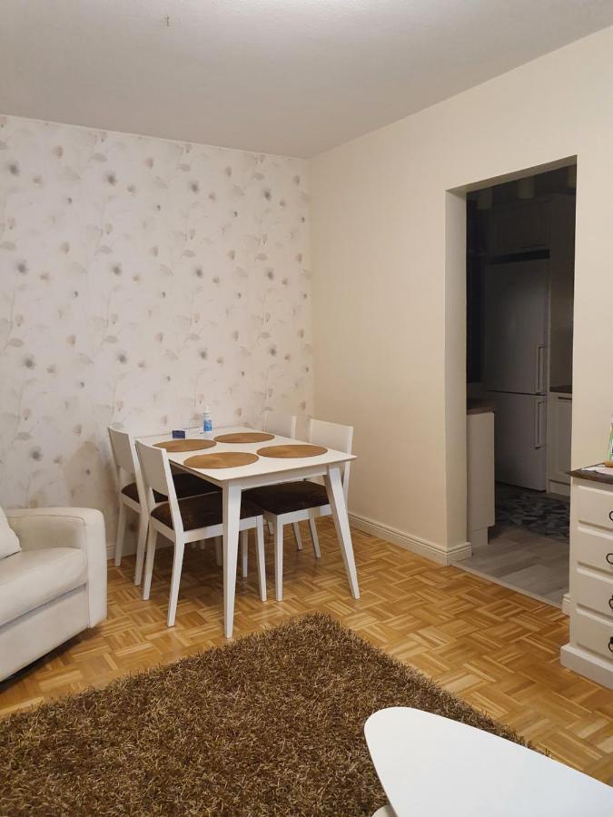 Kaunis Valoisa 3 Krs Pikkukaksio Vantaa Koivukylae Apartment Luaran gambar